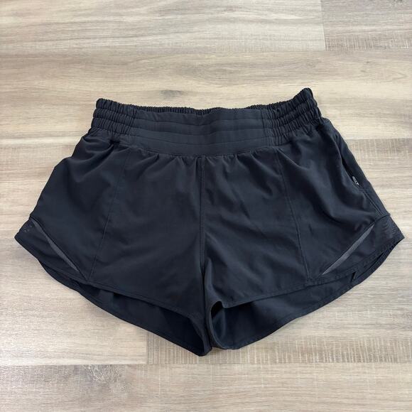 Lululemon Hotty Hot Short High-Rise 2.5" Women Size 6 Black - Picture 1 of 4